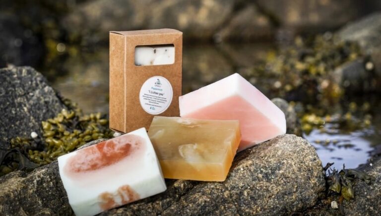 UasaU Soap I lichen you 768x436