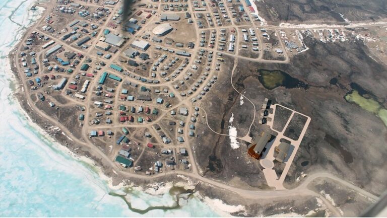 Cambridge Bay 768x433