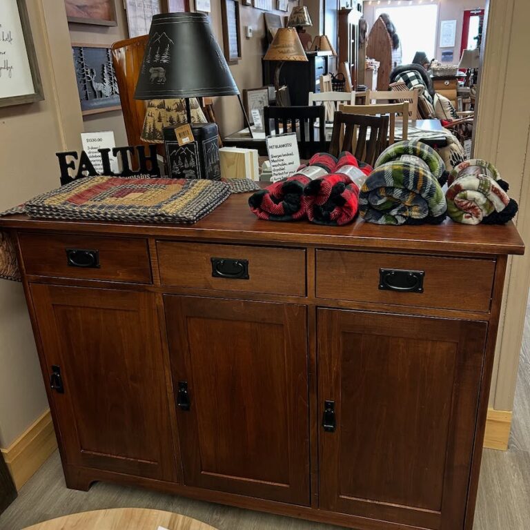 Cinnamon Cabin cabinet 768x768