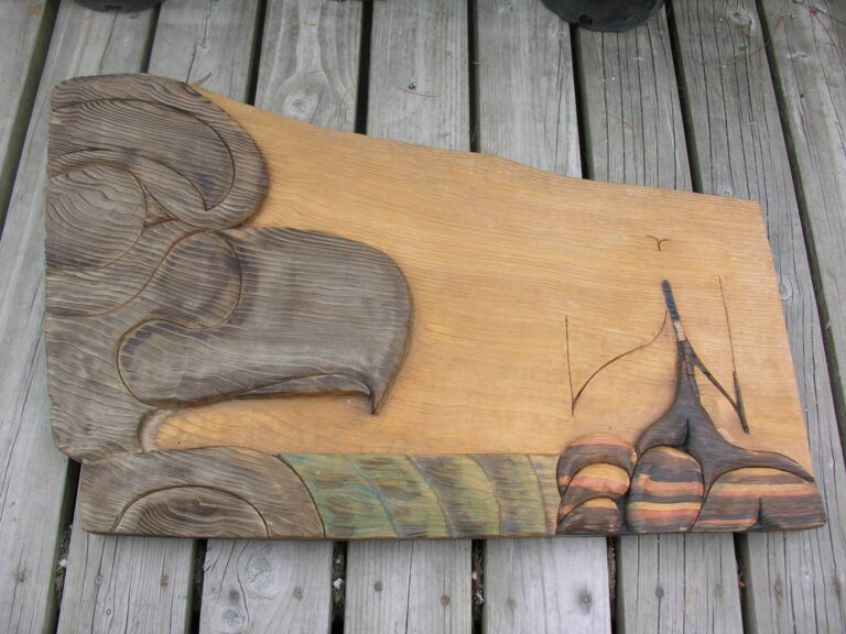 Eagle totem and tree 768x576