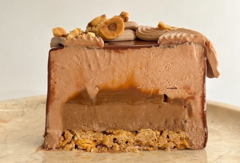 Lecavalier Petrone chocolate cake 768x522