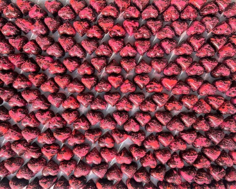 Lecavalier Petrone chocolate hearts 768x614