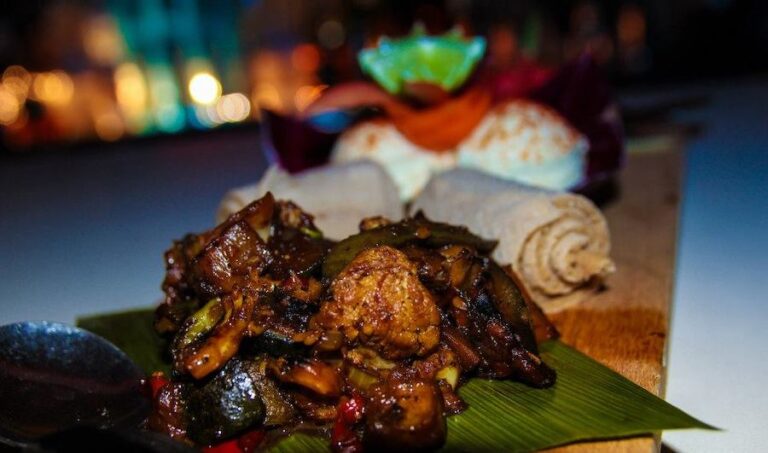 vegetarian entrees at Le Nil Bleu 768x453