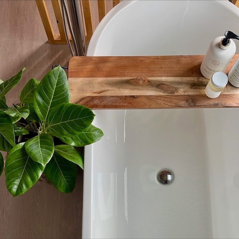 Soaker Tub at Outside Inn Cabins min 768x768