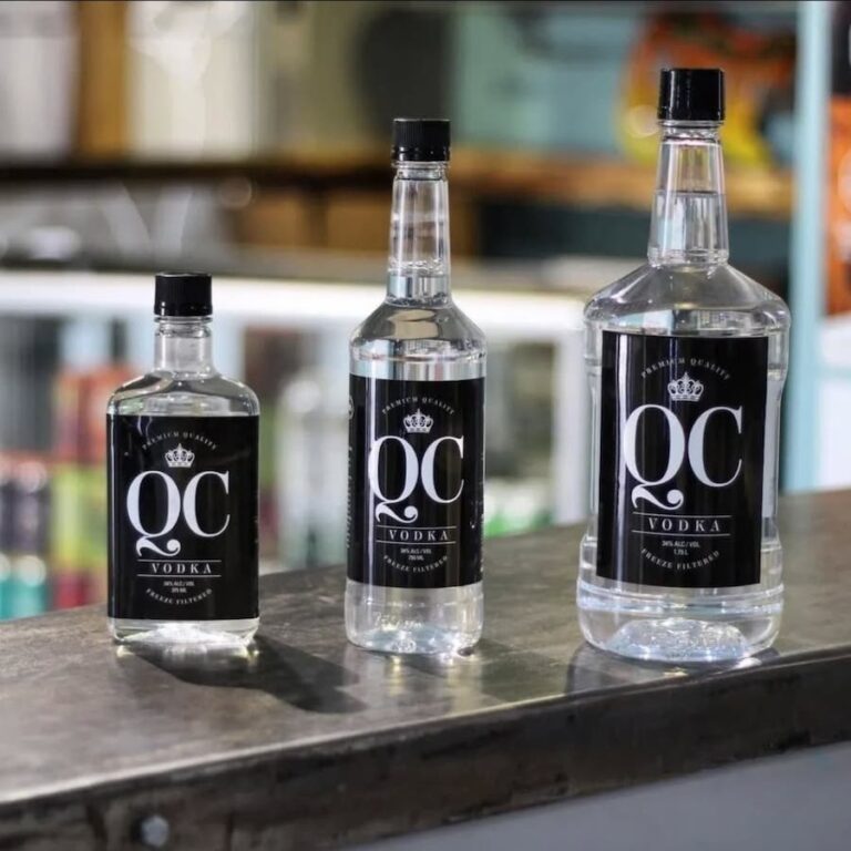 Sperling Silver Distillery QC vodka min 768x768